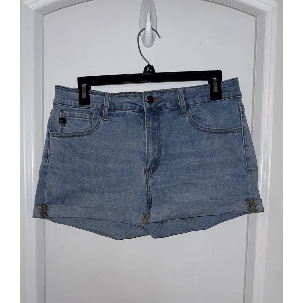Kancan Jeans Shorts Size 13‎ Ladies Light Wash